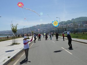 Uçurtma Şenliğine Katılan ‘Özel’ Gençler Neşe Dolu Saatler Geçirdi