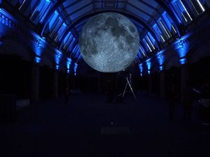 İngiliz Sanatçının “Ay Müzesi” Londra’da