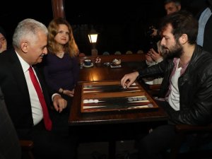 Avcılar’da Binali Yıldırım’a Yoğun İlgi