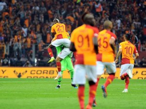 Spor Toto Süper Lig: Galatasaray: 2 - M.başakşehir: 1 (Maç Sonucu)