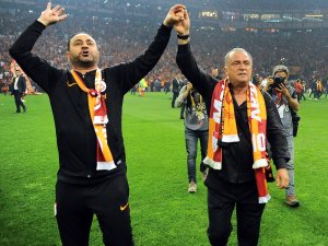 Fatih Terim 19. Kupasını Aldı