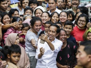 Endonezya’da Widodo Yeniden Başkan