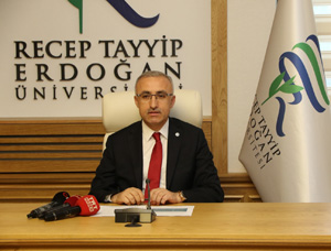 Recep Tayyip Erdoğan Üniversitesi Rektörü Karaman'ın Yeni Görevi Belli Oldu