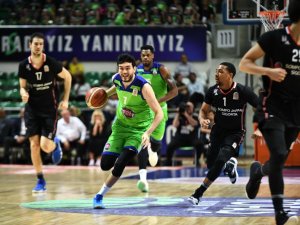 Tofaş, Beşiktaş Sompo Japan’ı Farklı Geçti