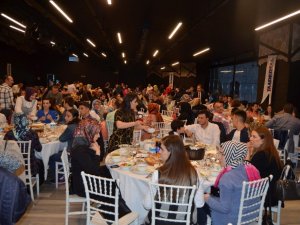 Özel İmperial Hastanesi Çalışanları 12. Geleneksel İftar Yemeğinde Bir Araya Geldi