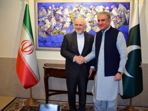 Zarif Ve Khan İslamabad’da Görüştü