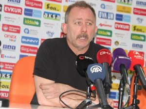 “İnanılmaz Pozisyonlar Kaçırıyoruz”