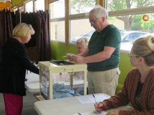 Fransa Ap Seçimleri İçin Sandık Başında