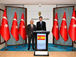 İspanya’nın Ankara Büyükelçisi Barba Uçak Kazasının 16. Yıldönümünde Trabzon’da