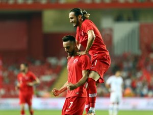 Hazırlık Maçı: Türkiye: 2 - Yunanistan: 0 (İlk Yarı) 