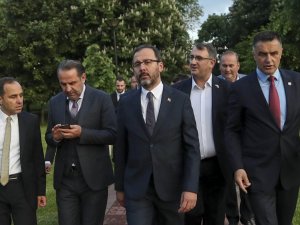 Bakan Kasapoğlu’ndan Süper Lig’e Yükselen Kulüplere Kutlama