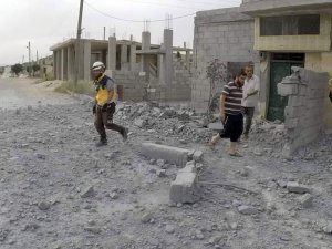 Suriye Ve Rus Savaş Uçakları İdlib’i Bombaladı: 5 Ölü