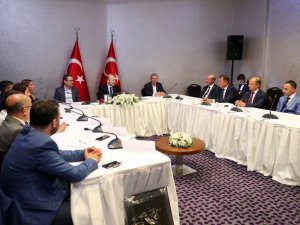 Bakan Soylu, Başakşehir’de Muhtarlarla Buluştu