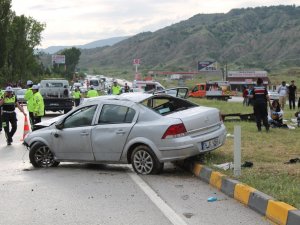 Yağmur Kazaları Da Beraberinde Getirdi: 1 Ölü, 7 Yaralı