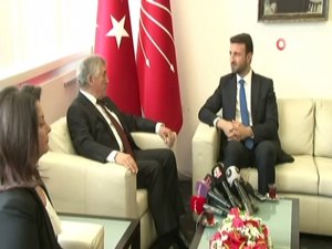 Chp Heyeti, Ak Parti Heyeti İle Bayramlaştı