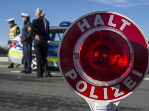 Düğün Konvoylarında Asayişi Bozanlara Broşürlü Uyarı
