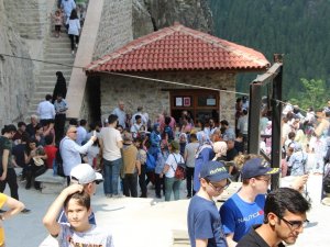 Sümela Manastırı Bayramda Doldu, Taştı