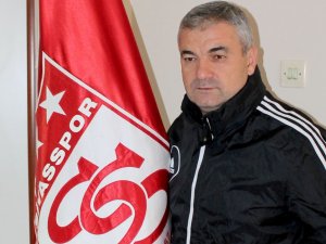 Rıza Çalımbay, Yarın Sivasspor’a İmzayı Atacak