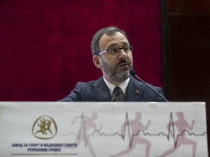 Bakan Kasapoğlu’ndan Milli Haltercilere Tebrik Mesajı