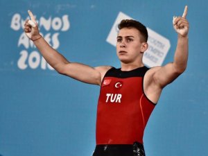 Caner Toptaş, Halterde Dünya Şampiyonu Oldu