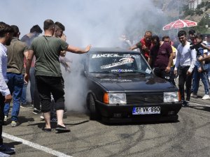 Gümüşhane’de 2.modifiyeli Araç Buluşması