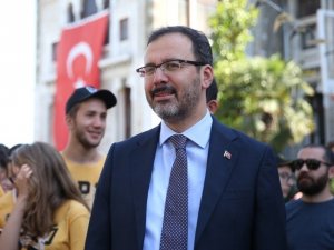 Bakan Kasapoğlu, A Millilere Destek İçin İzlanda’ya Gidecek