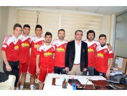 Turgutluspor'da İmza Şov