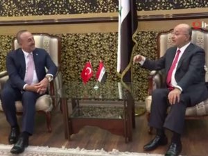 Bakan Çavuşoğlu, Irak Cumhurbaşkanı İle Görüştü