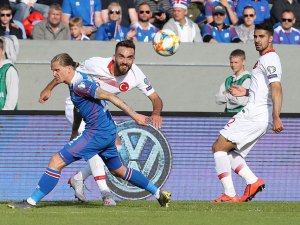 2020 Avrupa Futbol Şampiyonası Elemeleri: İzlanda: 2 - Türkiye: 1 (İlk Yarı)