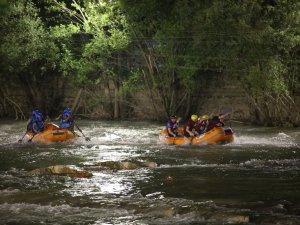 Rafting Dünya Şampiyonası’nda Gece Yarışları Yapıldı