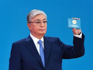 Kazakistan’da Tokayev Yemin Etti
