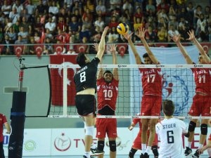 Türkiye Dörtlü Final’e Yükseldi