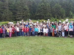 Karnelerini Yaylada Aldılar