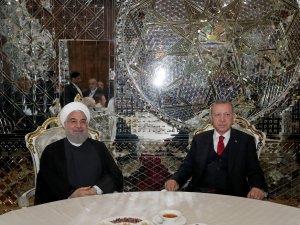 Cumhurbaşkanı Erdoğan, İranlı Mevkidaşı Ruhani İle Görüştü