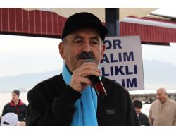 Bakan Müezzinoğlu, İzmit’te 'Sağlıklı Yaşam Yürüyüşüne' Katıldı