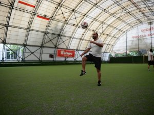 Ümit Karan, Sakarya’da Futbol Eğitimi Veriyor