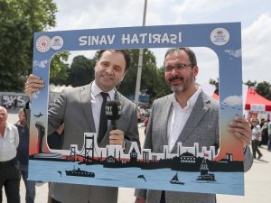 Bakan Kasapoğlu Öğrencilere Moral Verdi