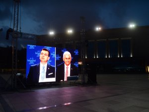 Ortak Yayında İki Aday Birbirine Soru Sordu