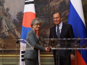 Lavrov, Güney Koreli Mevkidaşıyla Görüştü