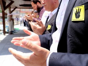 Gümüşhane’de Mursi İçin Gıyabi Cenaze Namazı Kılındı