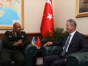 Bakan Akar, Ruanda Genelkurmay Başkanı’nı Ağırladı