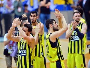 Nikola Kalinic 100. Maçına Çıktı