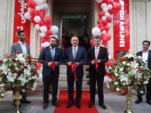 Çavuşoğlu, İsfahan’da Thy Ofisini Açtı