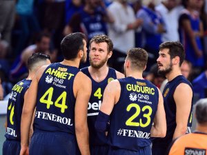 Fenerbahçe Sezonu Tek Kupa İle Kapadı