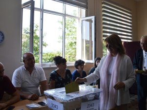 Eski Başbakan Tansu Çiller Oyunu Kullandı