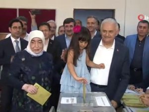 Binali Yıldırım Oyunu Kullandı