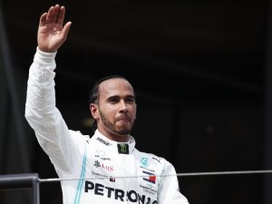 Hamilton Fransa’da Kazandı