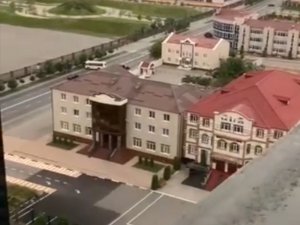 Çeçen Lider Kadirov’un Evine Saldırı