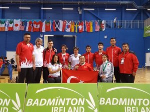 Para Badmintonda 6 Madalya Sevinci