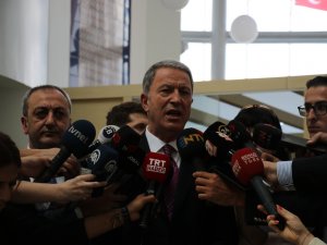 Bakan Akar, Bahçeli Görüşmesinde Savunma Ve Güvenlik Konuşuldu